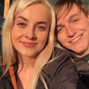 Meet your Posher, Sidney